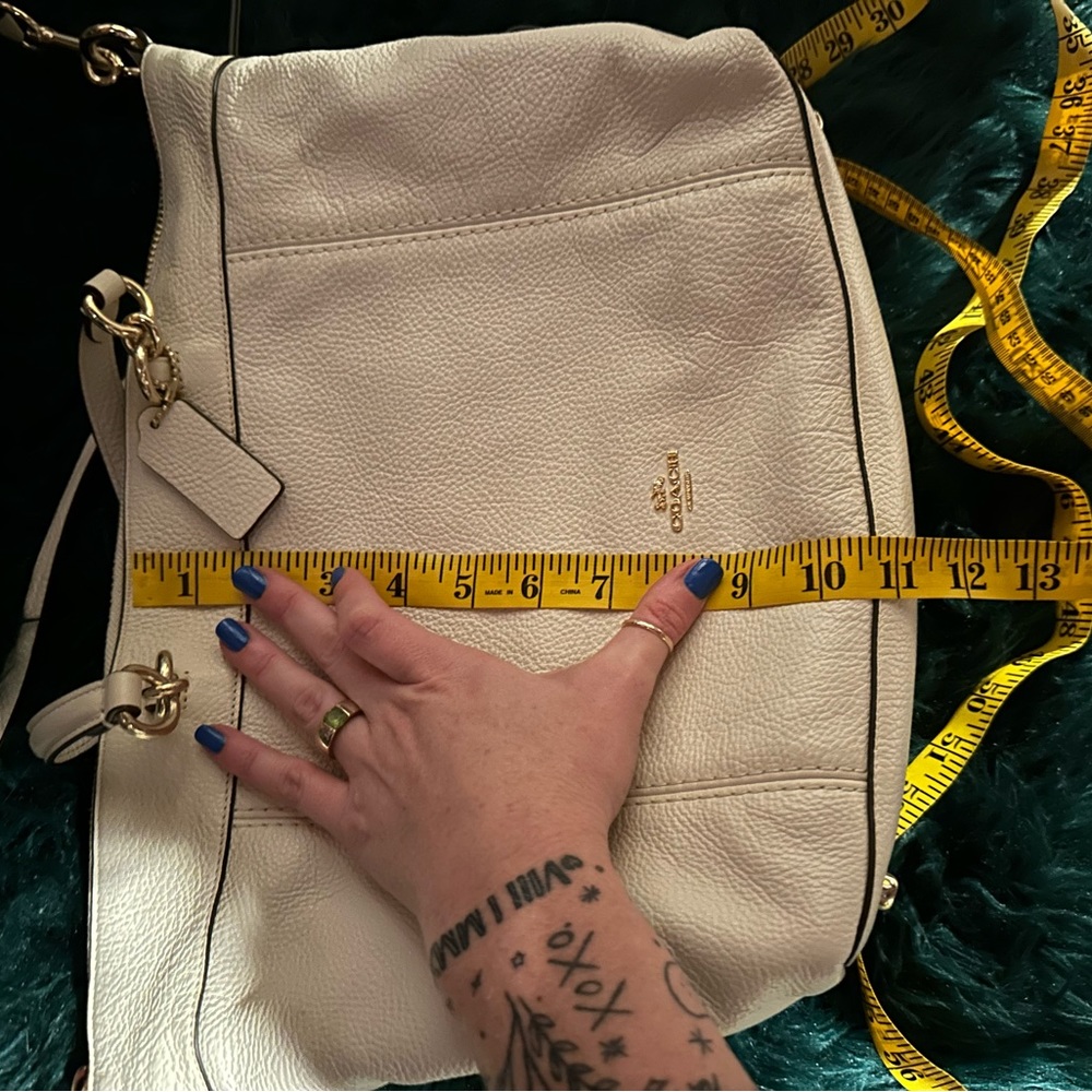 Coach chalk and gold satchel - Picture 3 of 7